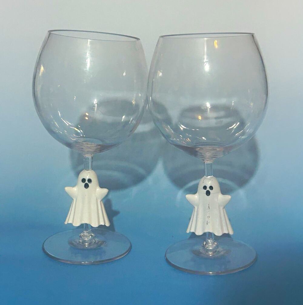 Unmarked Set of 2 Clear acrylic Stemmed Wine Glasses White Ghost Stem, Halloween